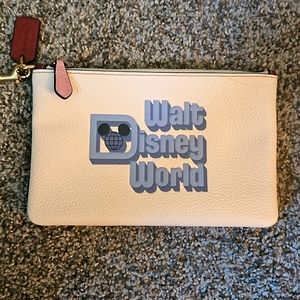 Coach Wristlet WDW